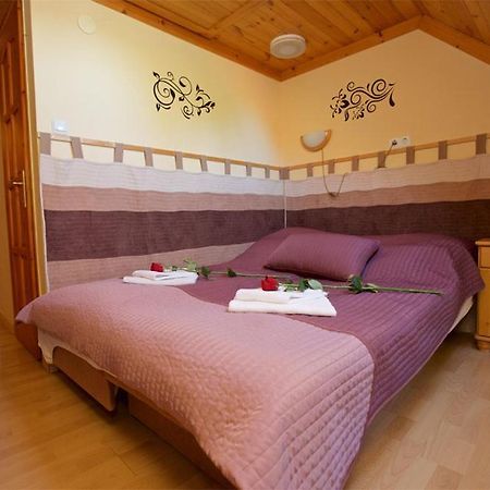 Royal Apartman Hajdúszoboszló Esterno foto