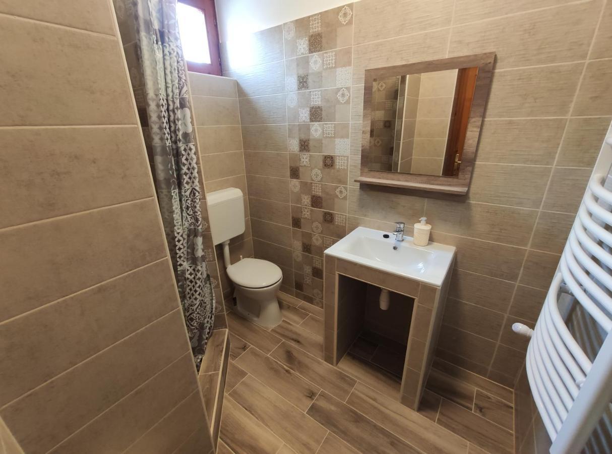 Royal Apartman Hajdúszoboszló Esterno foto