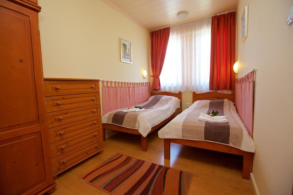 Royal Apartman Hajdúszoboszló Esterno foto