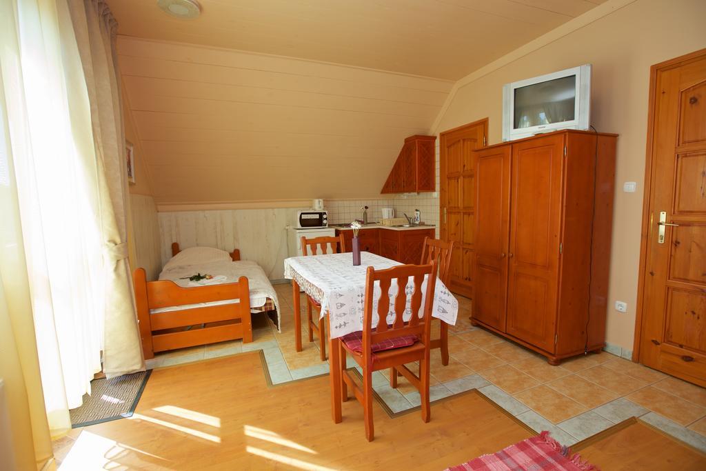 Royal Apartman Hajdúszoboszló Esterno foto